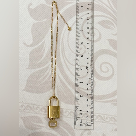 Louis Vuitton gold brass lock and key set necklace #310 Polished ready to wear - Picture 13 of 15